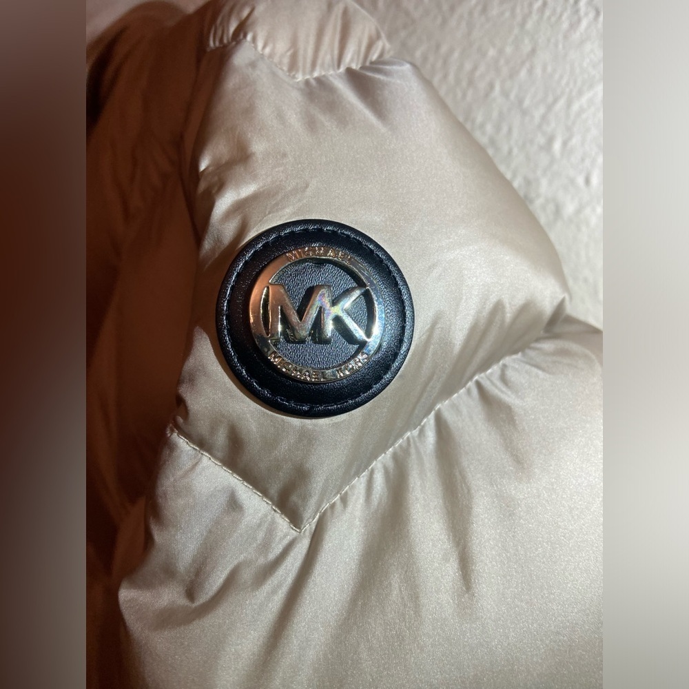 Michael Kors jacket - Picture 2 of 10